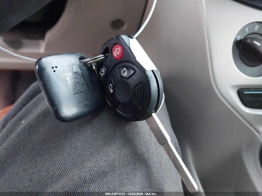 2013 Ford Focus Se VIN: 1FADP3F23DL330829 Lot: 43973131