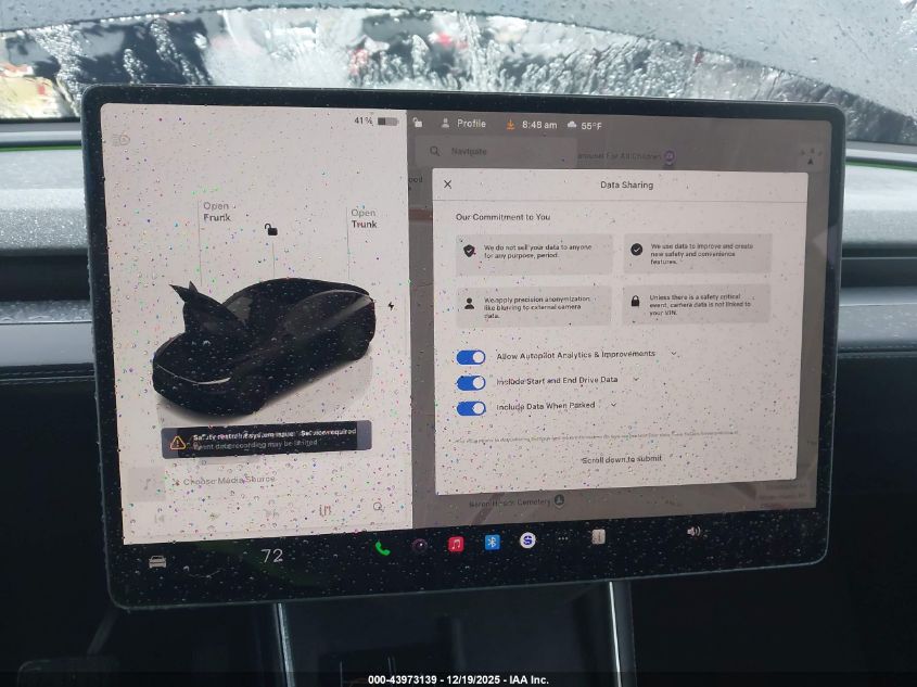 2026 Tesla Model Y Long Range Launch Series/Premium All-Wheel Drive VIN: 7SAYGDEE3TA588119 Lot: 43973139