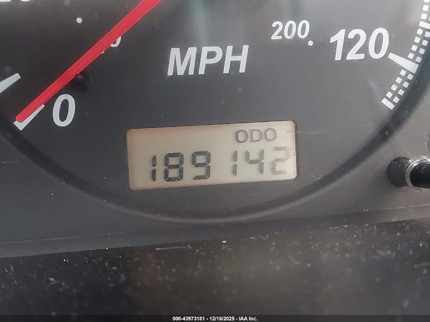 2000 Honda Passport Ex/Lx VIN: 4S6DM58W5Y4411140 Lot: 43973181