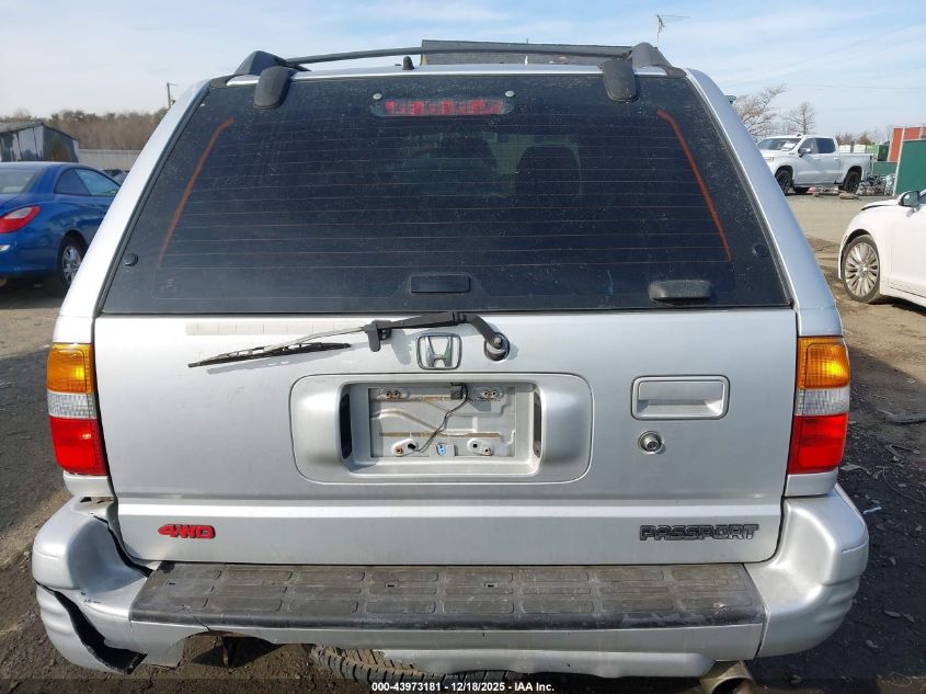 2000 Honda Passport Ex/Lx VIN: 4S6DM58W5Y4411140 Lot: 43973181