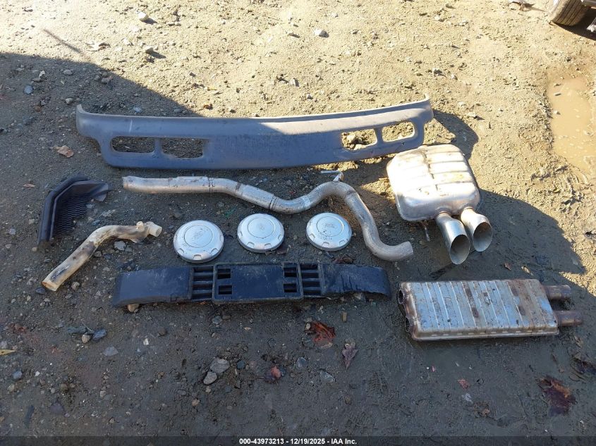 2017 Ford F-150 Xl VIN: 1FTMF1CF5HKD66011 Lot: 43973213