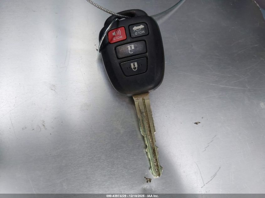 2018 Toyota Corolla Le VIN: 5YFBURHE0JP830437 Lot: 43973229