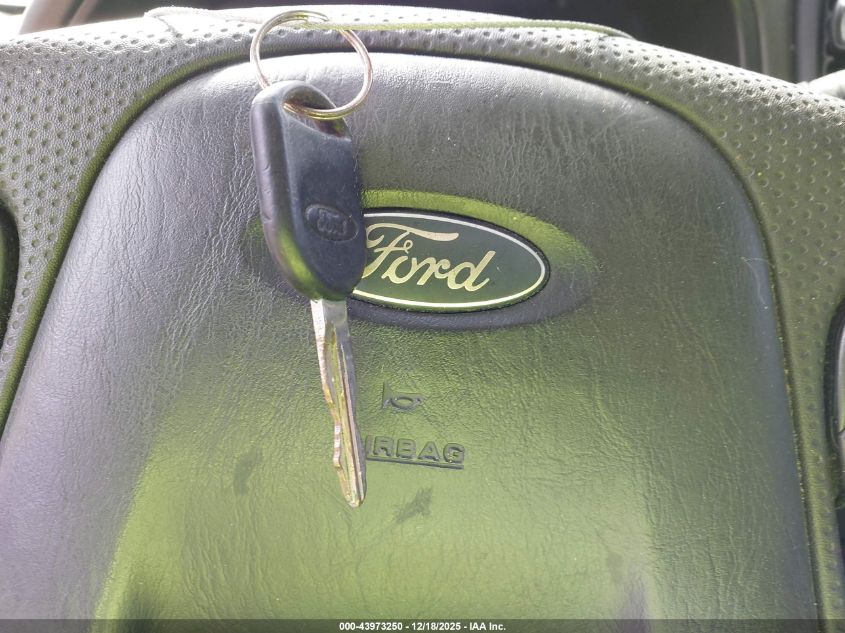 2005 Ford Escape Xls VIN: 1FMYU02Z65KB21108 Lot: 43973250