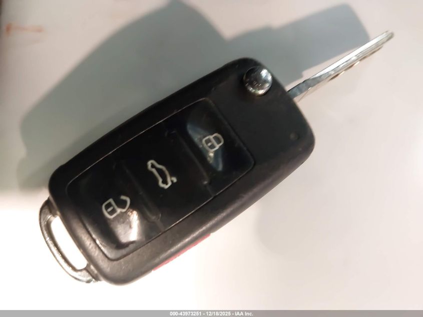 2012 Volkswagen Gti 2-Door VIN: WVWFD7AJXCW112823 Lot: 43973251