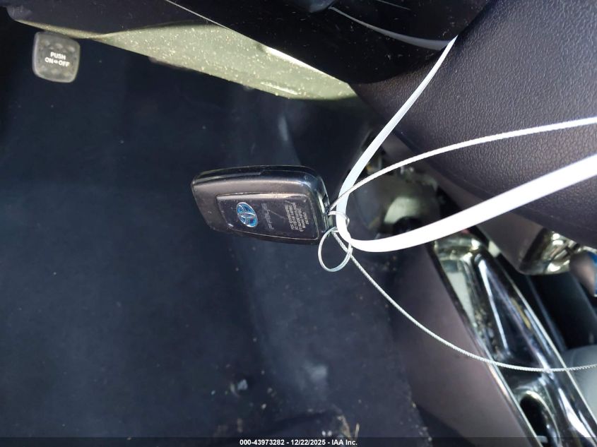 2017 Toyota Prius Three VIN: JTDKARFUXH3531544 Lot: 43973282