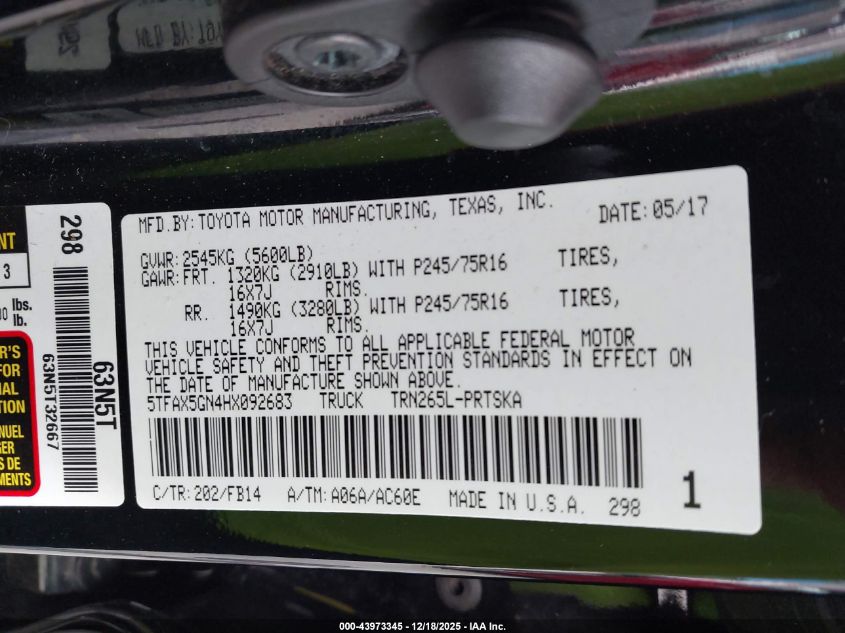 2017 Toyota Tacoma Sr VIN: 5TFAX5GN4HX092683 Lot: 43973345