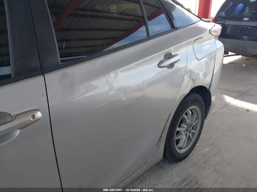 2016 Toyota Prius Two Eco VIN: JTDKARFU4G3005067 Lot: 43973367