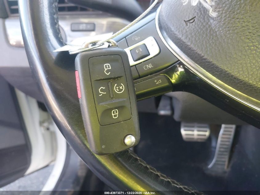 2020 Volkswagen Passat 2.0T R-Line VIN: 1VWMA7A38LC012557 Lot: 43973371