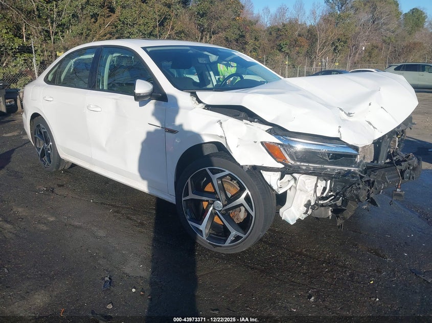 2020 Volkswagen Passat 2.0T R-Line
