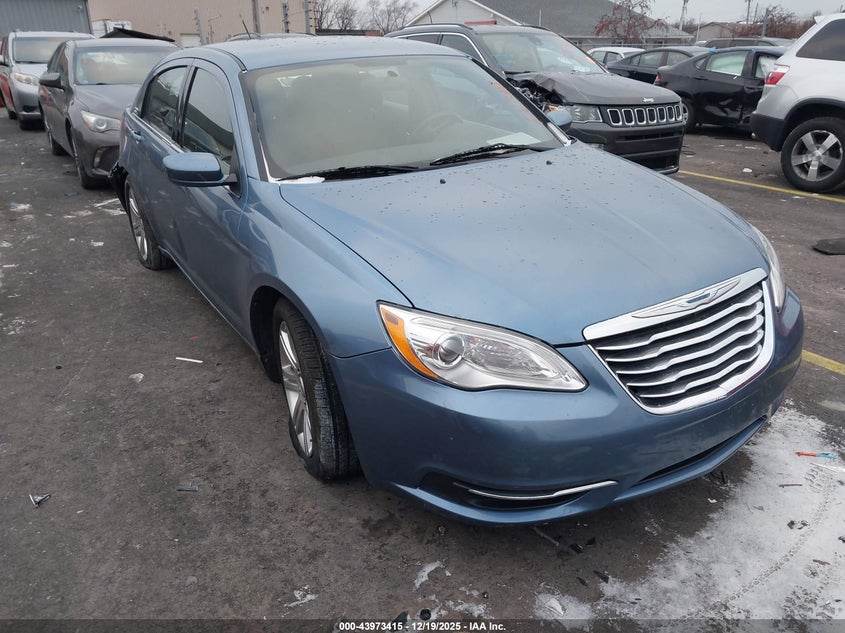 Vin: 1c3bc1fb1bn576348, lot: 44469111, chrysler 200 touring 2011 img_1