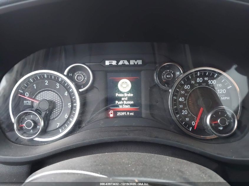 2024 Ram 2500 Big Horn 4X4 6'4 Box VIN: 3C6UR5DJ7RG365105 Lot: 43973432