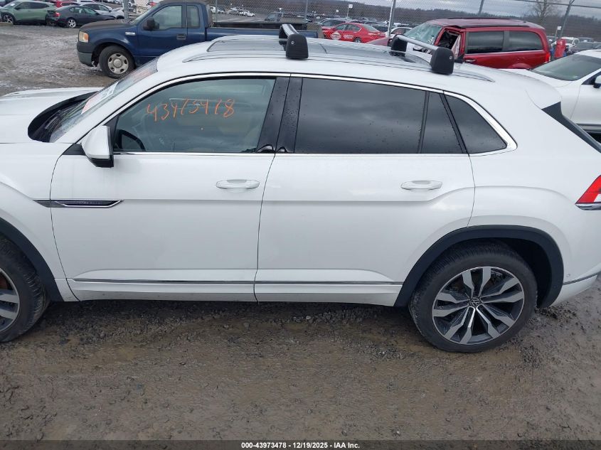 2022 Volkswagen Atlas Cross Sport 3.6L V6 Sel Premium R-Line VIN: 1V2FE2CA0NC228676 Lot: 43973478