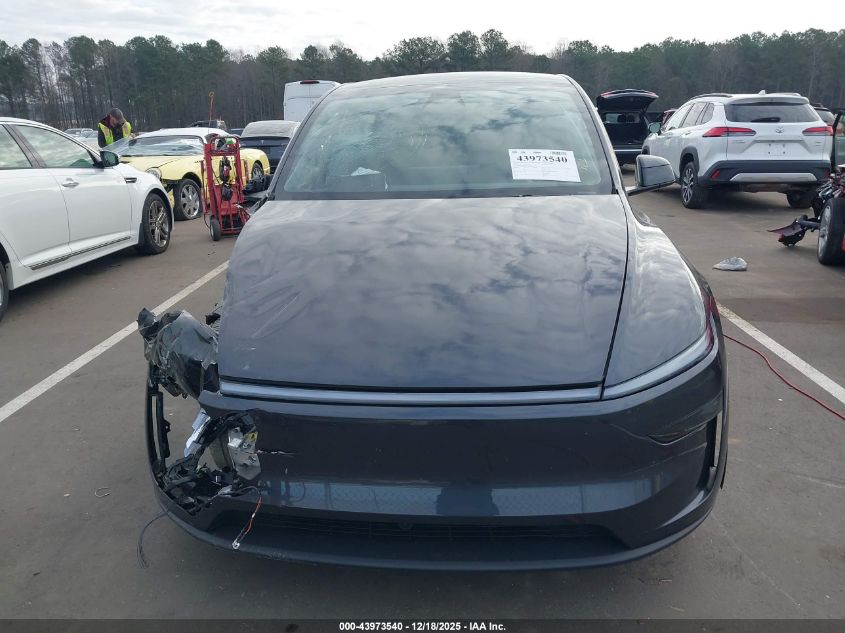 2026 Tesla Model Y Long Range Launch Series/Premium All-Wheel Drive VIN: 7SAYGDEE6TA410981 Lot: 43973540