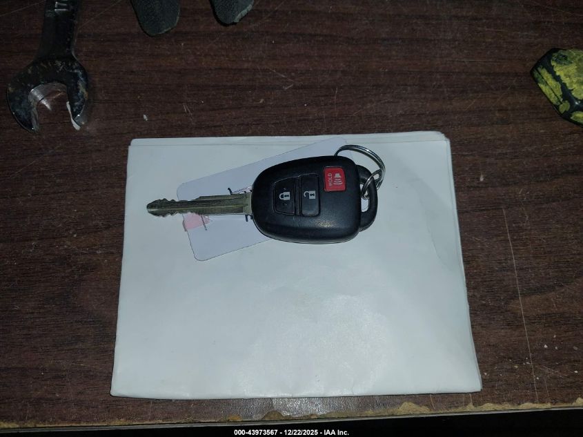 2022 Toyota Corolla Cross L VIN: 7MUAAABG1NV023976 Lot: 43973567