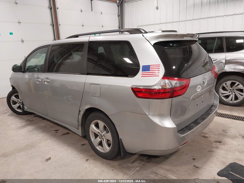 2020 Toyota Sienna Le 8-Passenger