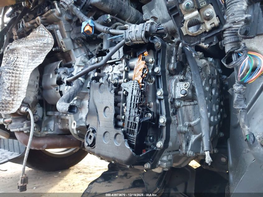 2018 Hyundai Santa Fe Limited Ultimate VIN: KM8SR4HF5JU275741 Lot: 43973670