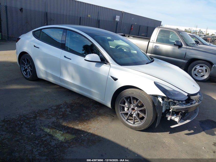 2022 Tesla Model 3 Rear-Wheel Drive