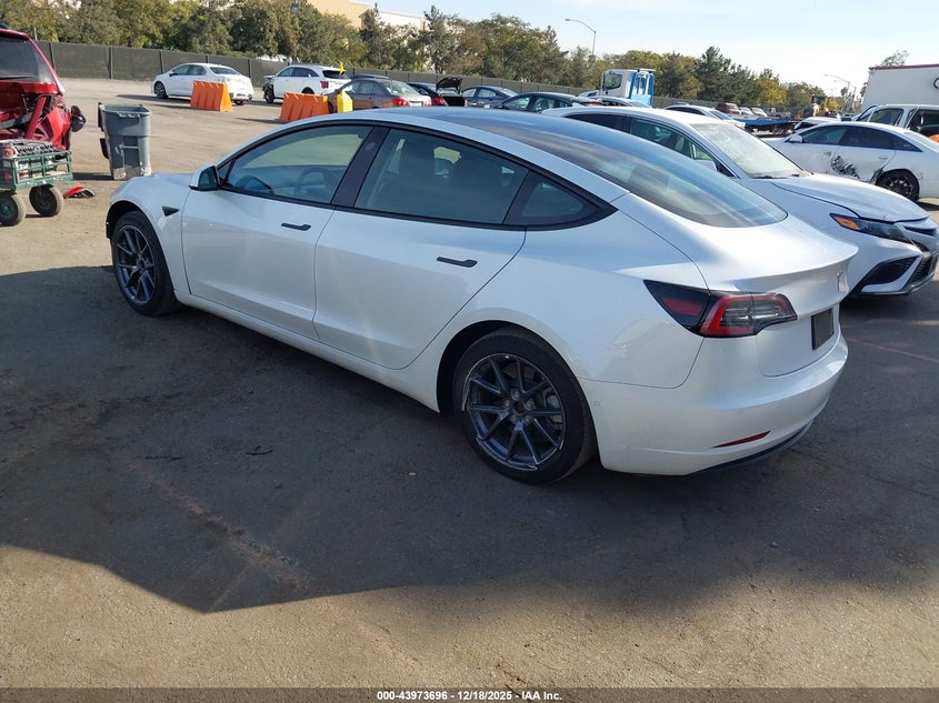 2022 Tesla Model 3 Rear-Wheel Drive