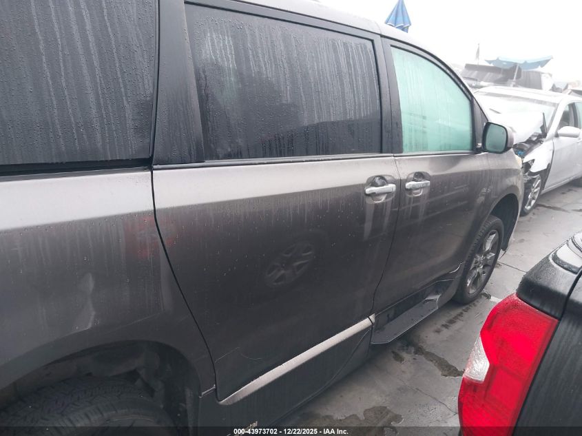 2013 Toyota Sienna Se 8 Passenger VIN: 5TDXK3DC1DS333051 Lot: 43973702