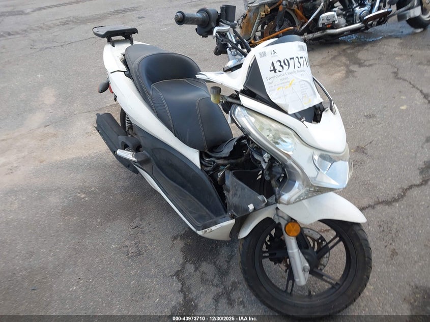 MLHJF2809B5000908 HONDA PCX Photo 1