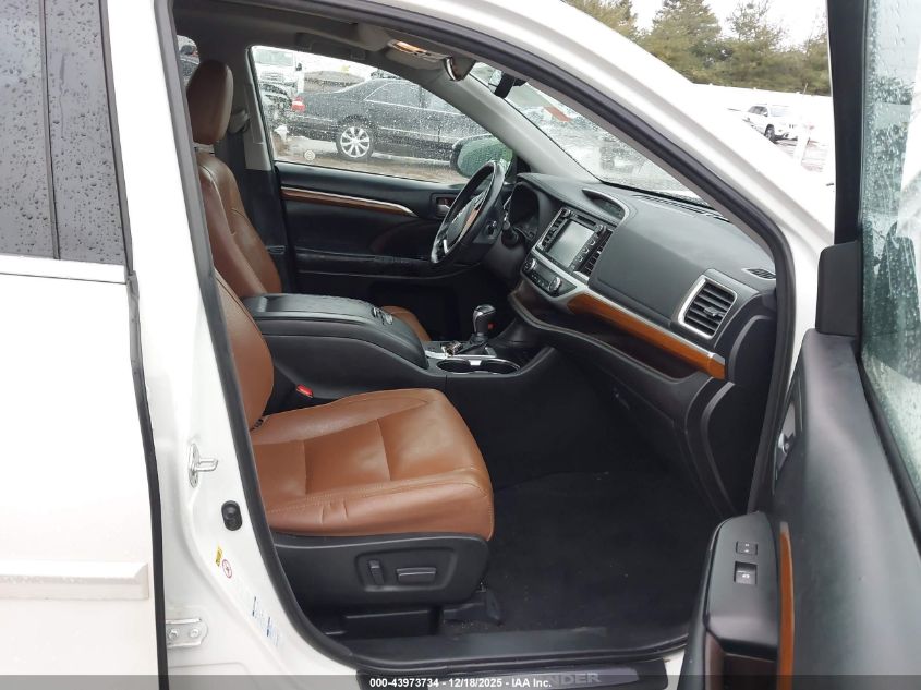 2018 Toyota Highlander Hybrid Limited Platinum VIN: 5TDDGRFH2JS047348 Lot: 43973734