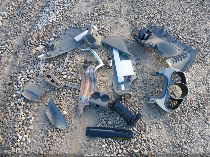 2011 Chevrolet Malibu Ls VIN: 1G1ZB5E17BF128390 Lot: 43973739