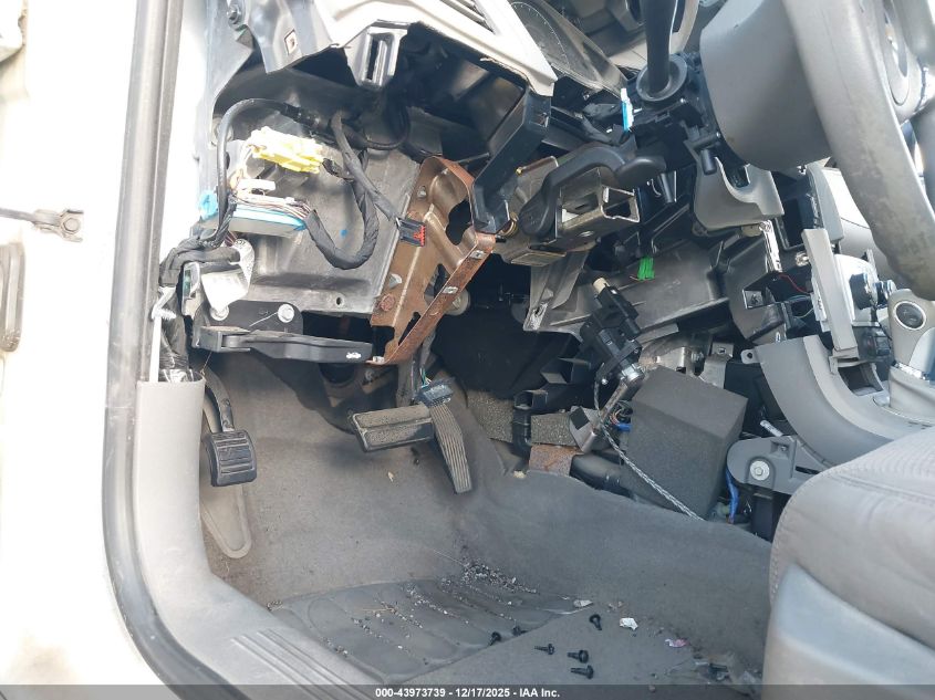 2011 Chevrolet Malibu Ls VIN: 1G1ZB5E17BF128390 Lot: 43973739