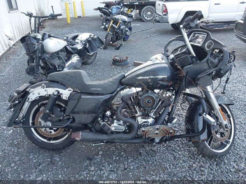 2015 Harley-Davidson Fltrx Road Glide VIN: 1HD1KHM1XFB623055 Lot: 43973751