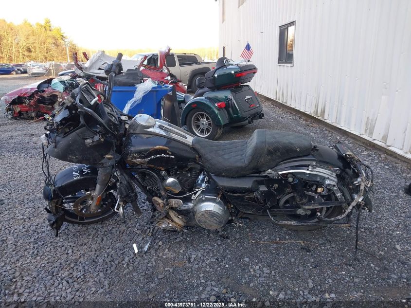 2015 Harley-Davidson Fltrx Road Glide VIN: 1HD1KHM1XFB623055 Lot: 43973751