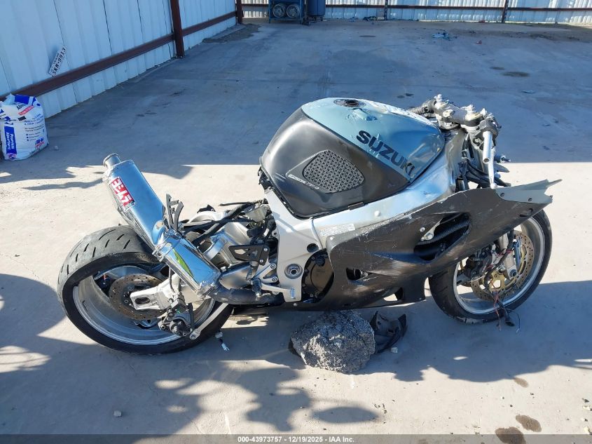 2000 Suzuki Gsx-R750 VIN: JS1GR7HA6Y2104271 Lot: 43973757