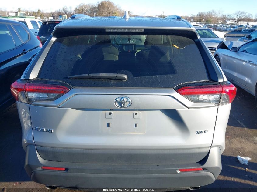 2022 Toyota Rav4 Xle VIN: 2T3W1RFV2NW206910 Lot: 43973767
