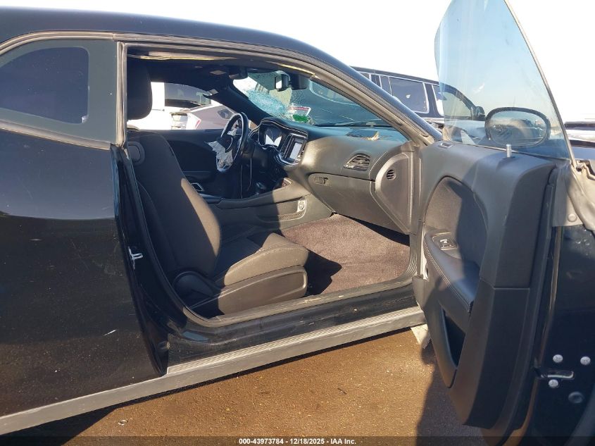 2018 Dodge Challenger Sxt VIN: 2C3CDZAGXJH202590 Lot: 43973784