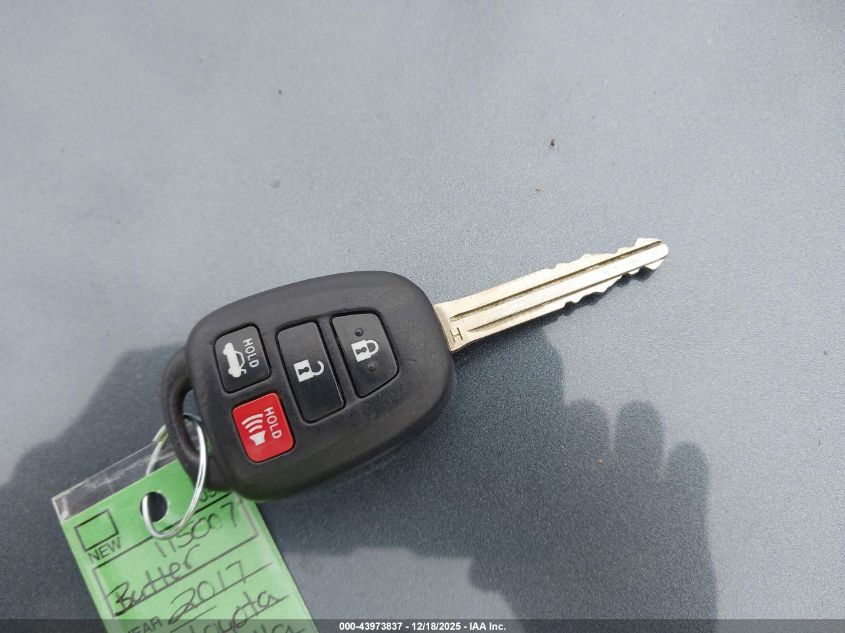 2017 Toyota Corolla Le VIN: 2T1BURHE8HC847027 Lot: 43973837