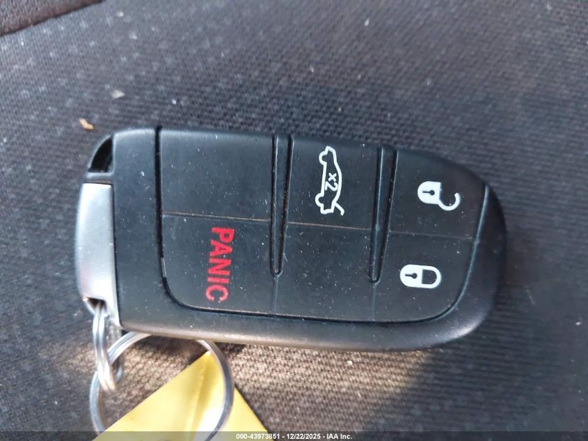 2015 Chrysler 200 Limited VIN: 1C3CCCAB7FN749075 Lot: 43973851