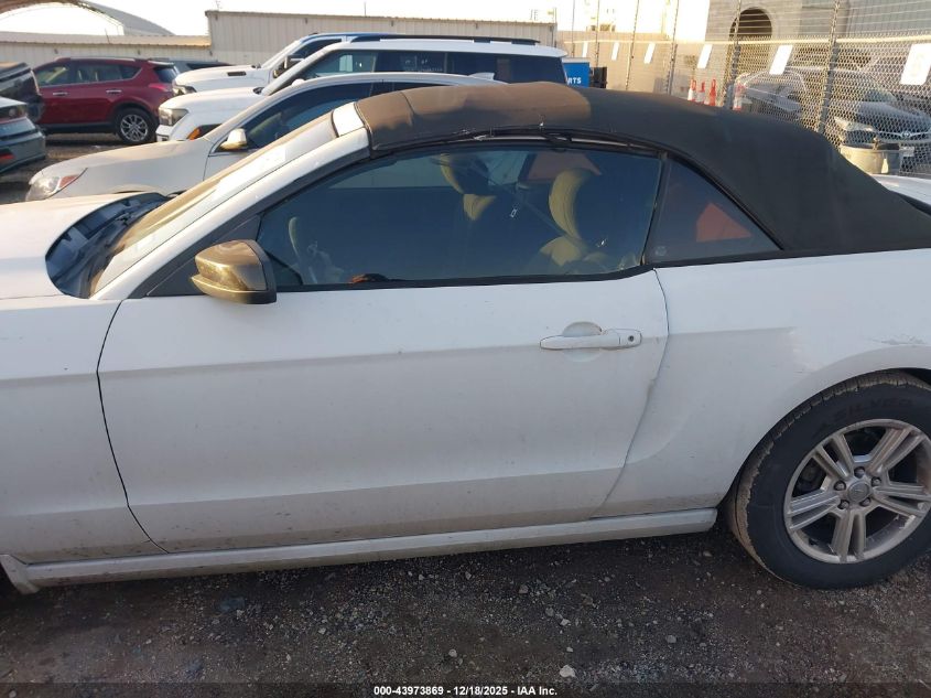 2014 Ford Mustang V6 VIN: 1ZVBP8EM8E5213381 Lot: 43973869