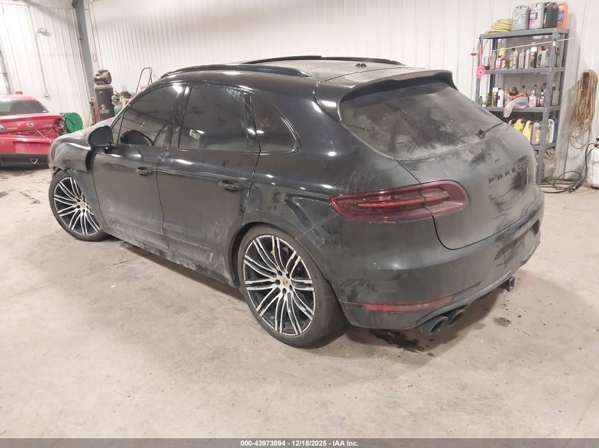 2018 Porsche Macan Turbo W/Performance Package