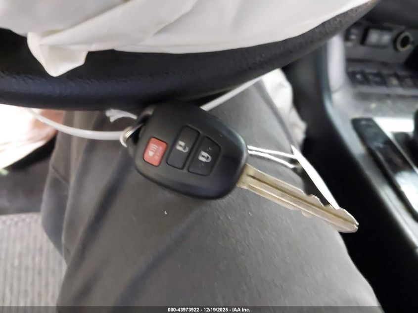 2017 Toyota Highlander Le VIN: 5TDBZRFH1HS430502 Lot: 43973922