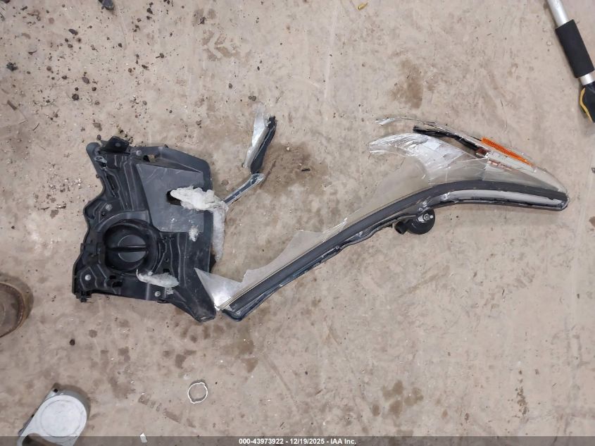 2017 Toyota Highlander Le VIN: 5TDBZRFH1HS430502 Lot: 43973922