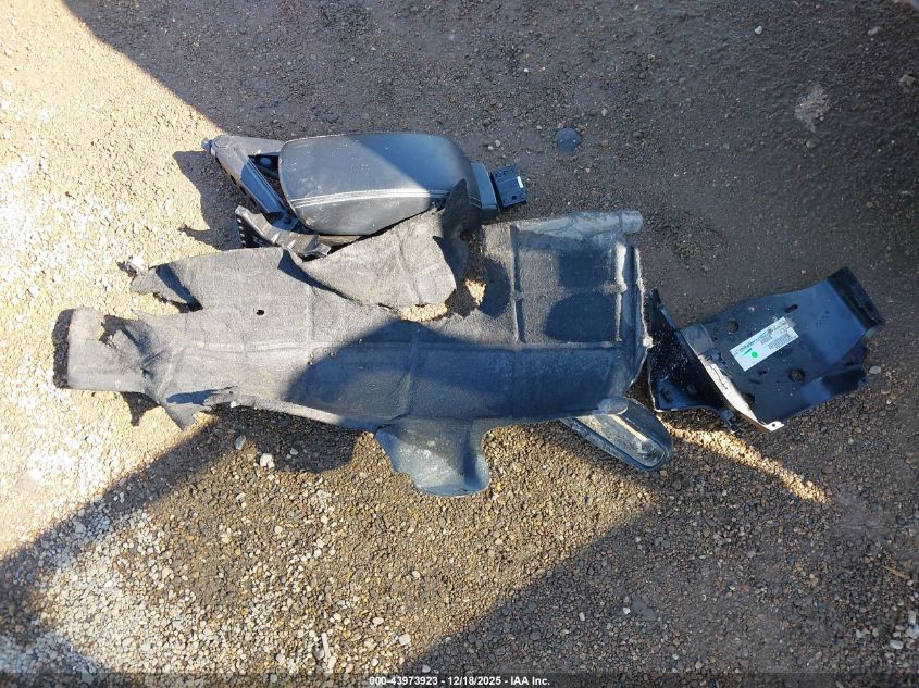 2018 Jeep Compass Latitude 4X4 VIN: 3C4NJDBBXJT143101 Lot: 43973923