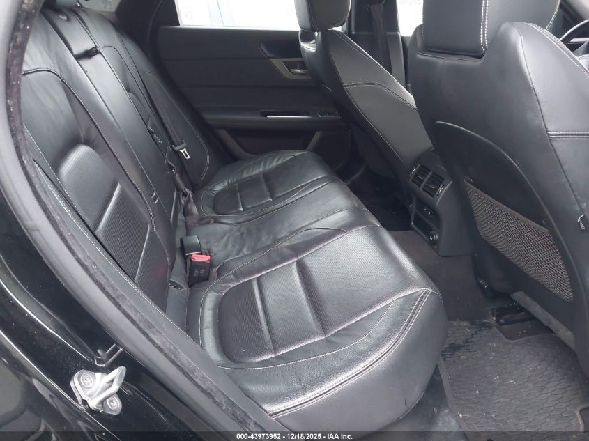 2016 Jaguar Xf 35T R-Sport VIN: SAJBF4BV6GCY10749 Lot: 43973952