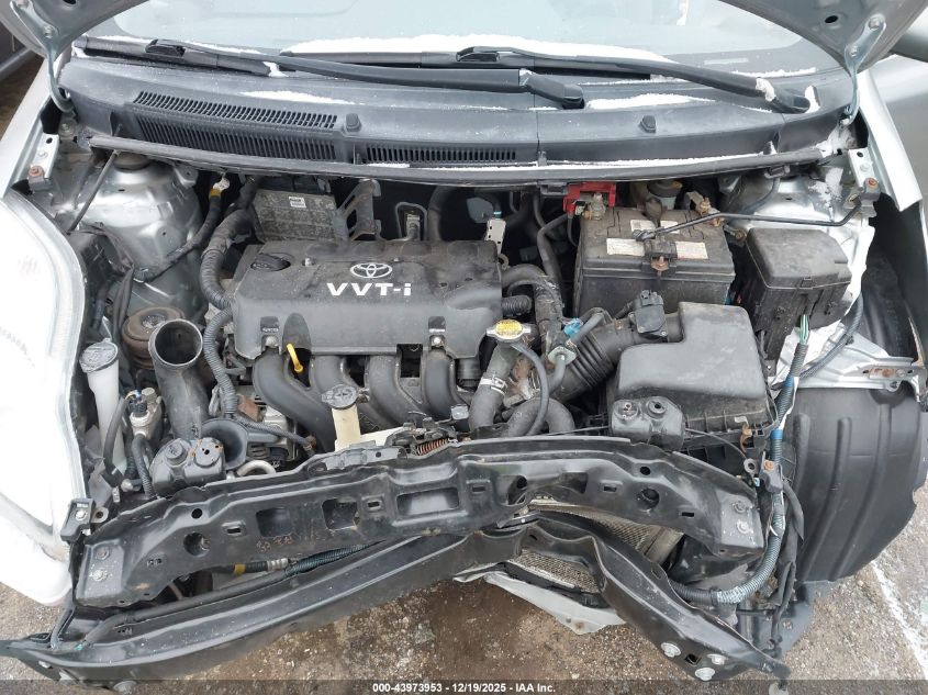 2009 Toyota Yaris VIN: JTDJT903295256490 Lot: 43973953