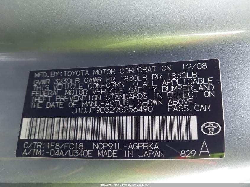 2009 Toyota Yaris VIN: JTDJT903295256490 Lot: 43973953