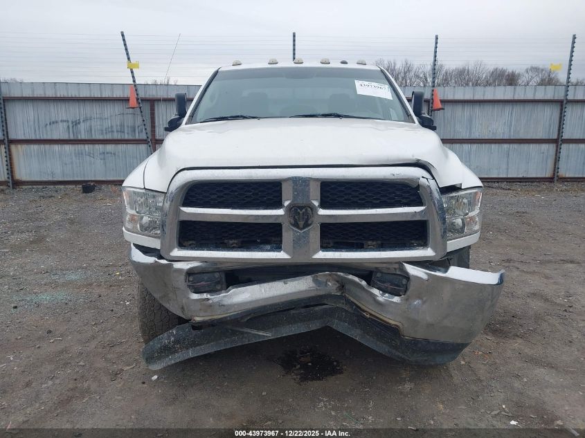 2017 Ram 2500 Tradesman 4X4 6'4 Box VIN: 3C6UR5CJXHG744308 Lot: 43973967