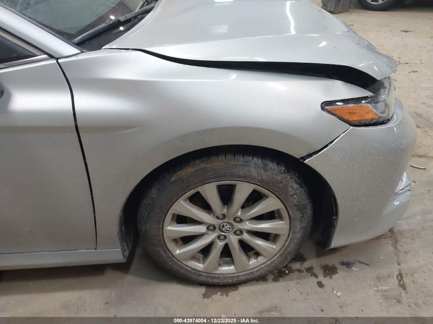 2018 Toyota Camry Le VIN: 4T1B11HK7JU614373 Lot: 43974004