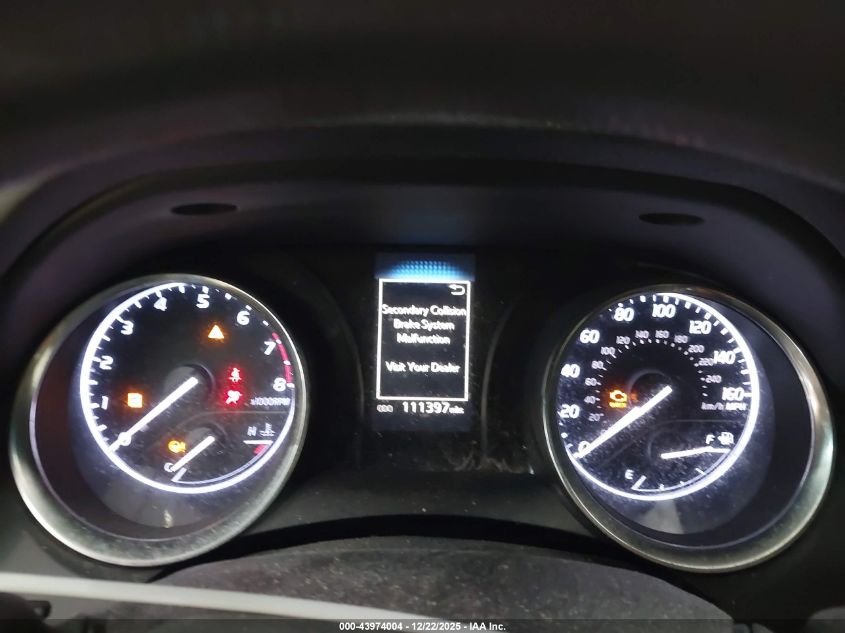 2018 Toyota Camry Le VIN: 4T1B11HK7JU614373 Lot: 43974004