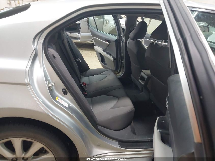 2018 Toyota Camry Le VIN: 4T1B11HK7JU614373 Lot: 43974004