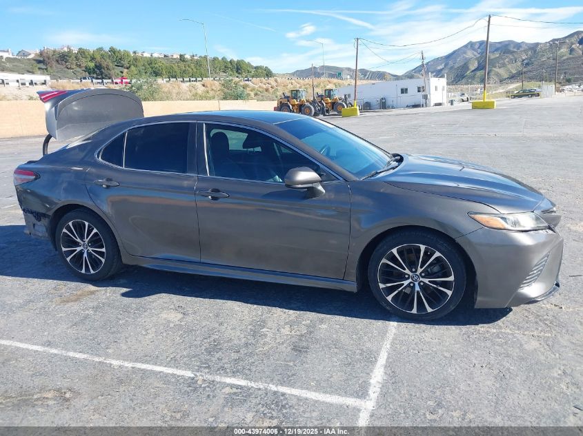2018 Toyota Camry Se VIN: 4T1B11HK3JU138378 Lot: 43974006
