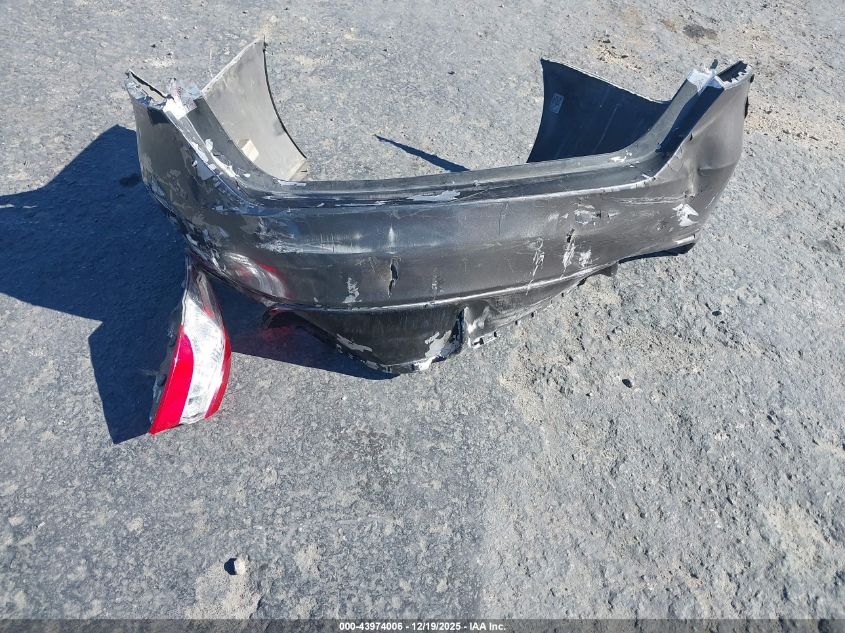 2018 Toyota Camry Se VIN: 4T1B11HK3JU138378 Lot: 43974006