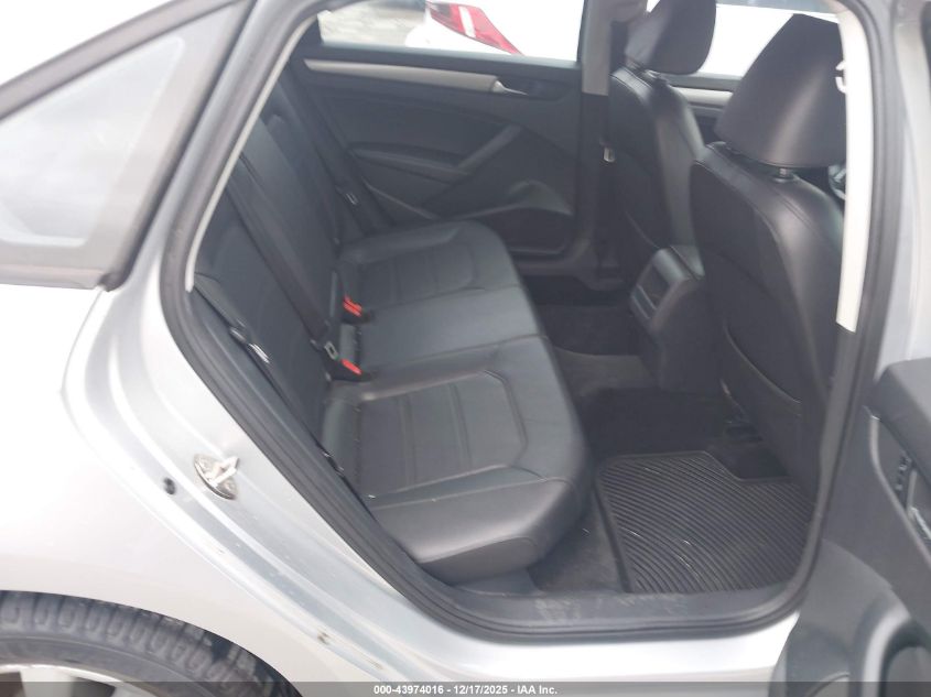 2015 Volkswagen Passat 1.8T Wolfsburg Edition VIN: 1VWAT7A31FC038970 Lot: 43974016