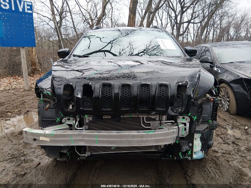 2018 Jeep Cherokee Latitude Fwd VIN: 1C4PJLCB2JD556492 Lot: 43974018